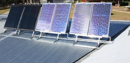 Flat Plate Collectors and Evacuated Tubes - Solar Hot Water System